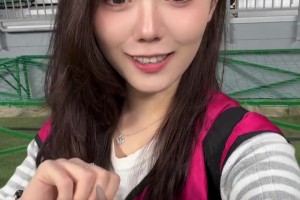 一掃頹勢！美女記者佟藝：誰說我國安不贏球，就不來看比賽的