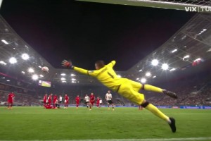 圓月彎刀！勞姆任意球直接破門！德國(guó)1-0領(lǐng)先盧森堡！