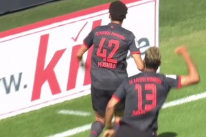 一腳踢出一座冠軍！他這球，成了拜仁那個(gè)賽季唯一的遮羞布！