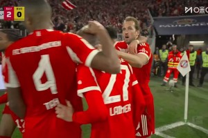 小貝林門前解圍失誤！奧利塞跟進(jìn)鏟射破門！拜仁2-0領(lǐng)先多特！