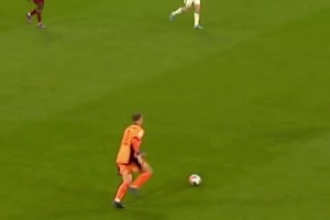 開宗立派的門衛(wèi)先驅(qū)！諾伊爾以門將之名，行后衛(wèi)之實！