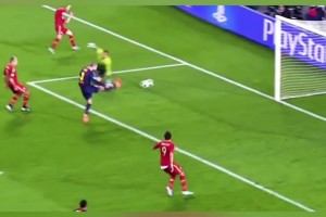 慶祝動(dòng)作都準(zhǔn)備好了！你怎么搶哥的進(jìn)球呢！