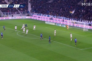 扳平比分！帕沙利奇精準(zhǔn)滲透，克曼轉(zhuǎn)身爆桿近角得手