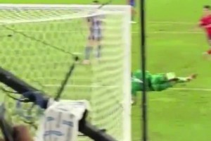 成都蓉城球迷亞冠客場觀賽扔水瓶!俱樂部被亞足聯(lián)罰款