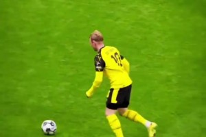 合同年的布蘭特不開玩笑！多特這個(gè)進(jìn)球是否越位？