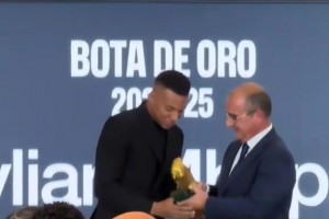 首次獲獎(jiǎng)！姆巴佩領(lǐng)取24-25賽季歐洲金靴獎(jiǎng)