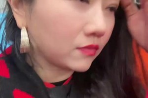 賽后蓉城女球迷哽咽：離冠軍最近的一個(gè)賽季，心里太難受了