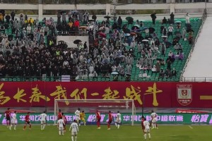 致命一擊？實拍：亞泰曾經功勛球員塞爾吉尼奧頭球敲開老東家大門