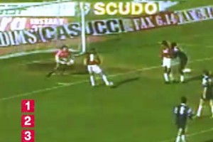 永恒經(jīng)典！范巴斯滕米蘭時(shí)期五粒經(jīng)典進(jìn)球！太瀟灑了！