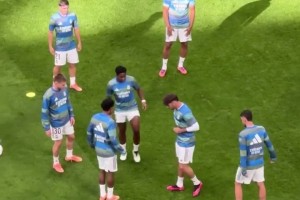 不愧是巴西人！羅德里戈訓(xùn)練中上演天秀穿襠驚艷隊(duì)友！