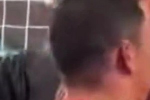 和球迷發(fā)生沖突！成都蓉城球員硬剛球迷：輸球又怎么樣?。?！