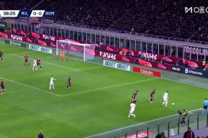 米蘭1-0領(lǐng)先羅馬！萊奧奔襲突破恩迪卡后橫傳，帕夫洛維奇破門