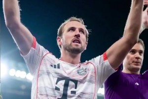 帶你看拿下巴黎后，拜仁官方和球員都發(fā)了啥