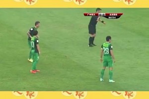 當(dāng)年邵佳一上演“邵式弧線”絕殺恒大令天河體育場(chǎng)鴉雀無(wú)聲