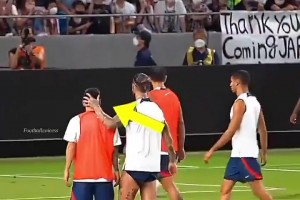 巴黎時期為數(shù)不多的溫馨！梅西和拉莫斯巴黎時期就像老朋友一樣！