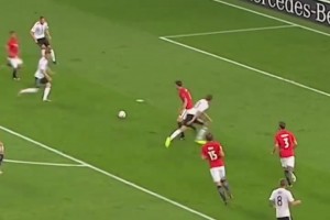 前場僚機！穆勒：不如這球我和克羅斯一人加一個助攻吧！