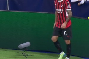 米蘭經(jīng)典比賽回顧：歐冠3-1戰(zhàn)勝皇馬