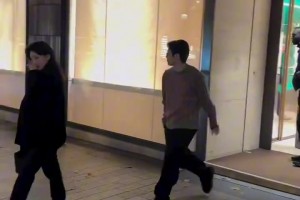 李剛?cè)时慌牡胶团淹獬龀燥垼芽墒谴竺ΧΦ亩飞郊瘓F(tuán)千金！