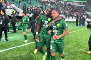 實(shí)拍：亞冠大勝對(duì)手止頹勢(shì)，賽后國安教練席如釋重負(fù)