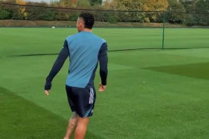 那個(gè)男人回來(lái)了！熱蘇斯重返訓(xùn)練場(chǎng)