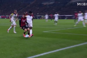 米蘭2球領(lǐng)先！薩56突破穿襠過人造點！萊奧主罰穩(wěn)穩(wěn)命中！