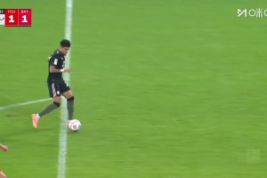 簡(jiǎn)單的不進(jìn)凱恩手術(shù)刀傳球，迪亞斯大單刀離譜打偏