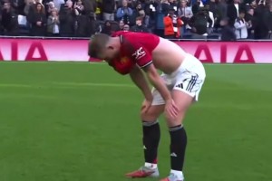 曼聯(lián)球迷：看到賽后德里赫特的不甘，真讓人心痛