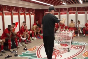 教父！回顧克洛普最后一次更衣室賽后演講：天空才是你們的極限！