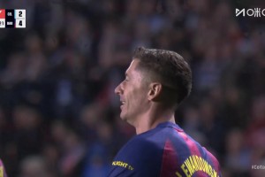 復(fù)出即戴帽！拉什福德角球助攻，萊萬甩頭破門！