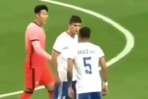 也不喜歡別人內(nèi)訌！名場面：和事佬孫興慜化解對手矛盾！