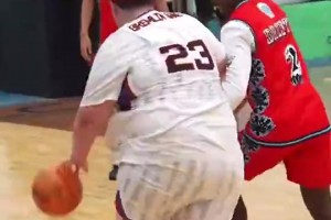 好家伙，這是真正的厚衛(wèi)啊！一身肥膘在身上顫抖