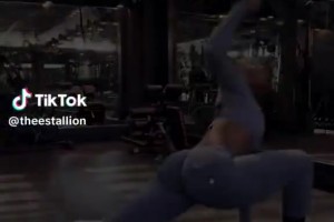 她是真能說！克萊女友馬冬梅的日常健身！暴力身材也得努力維持~