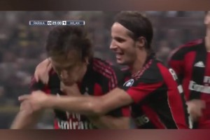 小羅看傻了！皮爾洛30米開外超級落葉球破門！