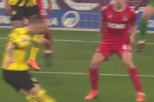 優(yōu)雅美妙的弧線！名場面：羅伊斯這球讓對手無計可施！