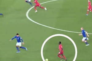 現(xiàn)在紅軍要有個巔峰馬內(nèi)該多好！還記得他這記神奇的弧線傳球嗎？