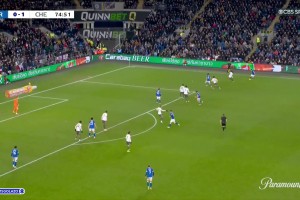 漏完了！卡迪夫城球員無人看防頭球破門，切爾西被英甲隊扳平