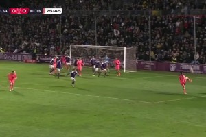 巴薩第76分鐘破僵！德容傳后點(diǎn)，克里斯滕森頭球破門